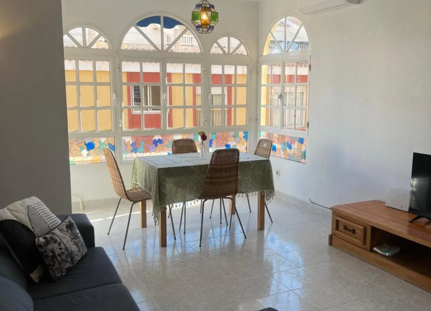 Spacious Apartment In 말라가